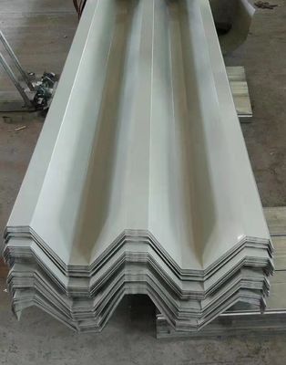 20-275 g/m2 Zinkcoating Competitive Galvanized Metal Corrugated Steel Roofplaat voor competitieve en buigservice