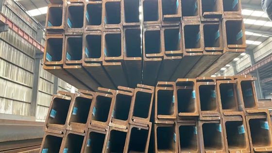 Nieuw geproduceerde warmgewalste H-balken van staal voor industriële verwerking