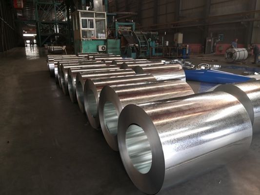 Leeg geoliede DX51D SGCC SS400 Q235 Q345 0,12-4 mm Dikke warm gedompelde gegalvaniseerde stalen spoel met ±1% Tolerantie
