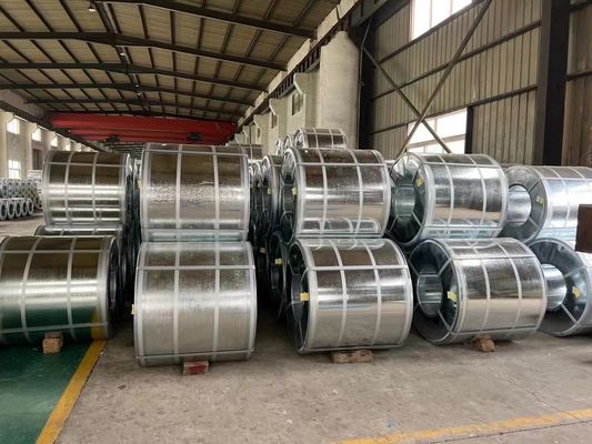 Leeg geoliede DX51D SGCC SS400 Q235 Q345 0,12-4 mm Dikke warm gedompelde gegalvaniseerde stalen spoel met ±1% Tolerantie