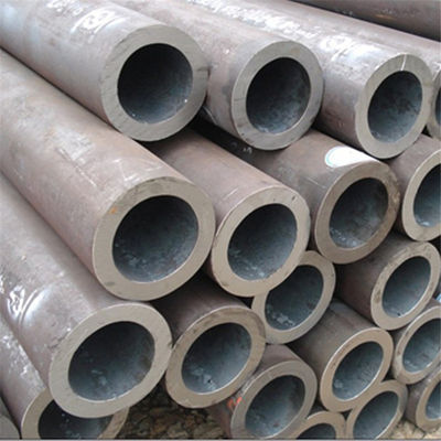 API-gecertificeerde niet-gelegeerde koolstof naadloze stalen buis voor de bouw Wanddikte 2,11-300 mm Niet-gelegeerd