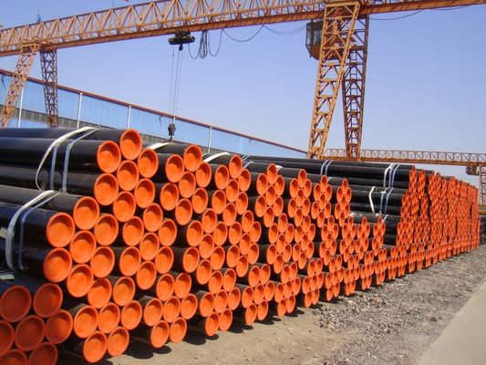 ASTM A106 A53 API 5L 4130 Klasse ROND sectie vorm koolstof naadloos stalen buis voor gas en bouwmaterialen
