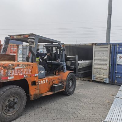Welding Q235 Q195 St37 Structurele gegalvaniseerde stalen buizen 6m lengte Meerdere maten voor boorbuisverwerkingsservice