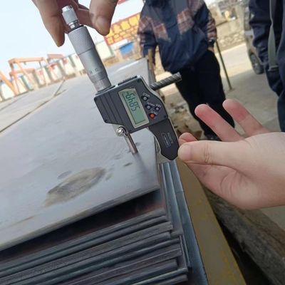 Hoge sterkte koolstofstaal warmgewalste staalstrook spoel met aanpasbare lengte en dikte tegen betaalbare kosten