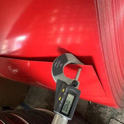 SGCC DX51D Z60 0.8mm 1200mm Voorgecoat gegalvaniseerd staal PPGI Kleurgecoat staal spoel TISI-standaard voor gegolfde vellen