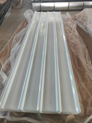 Brandbestendig bouwmateriaal Kleur gegalvaniseerd gegolfd plaat met warm gedompelde gegalvaniseerde techniek en hittebestendig dak