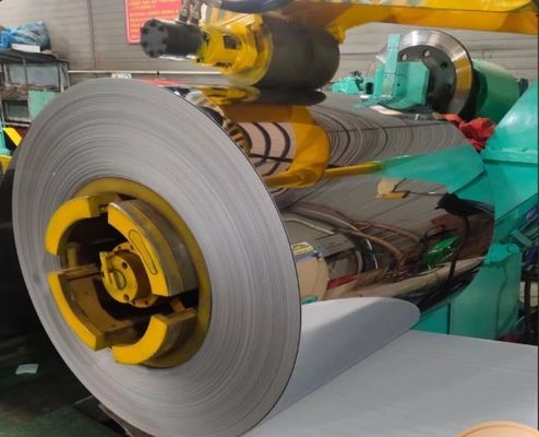Koudgewalste roestvrijstalen spoel 430 316L 304L 316 316L 409 met een verpakkingsgewicht van 2-6 ton en aanpasbare oppervlakteopties