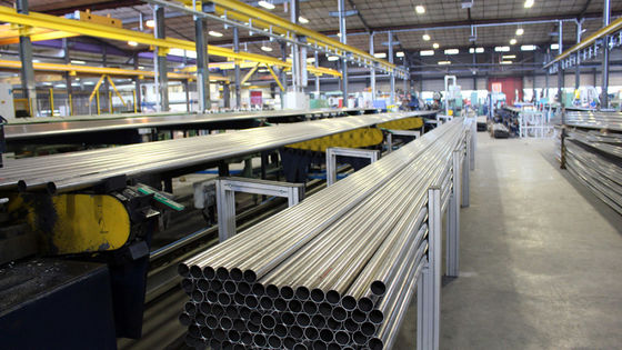 0.2/0.3/0.4/0.5mm 201/304 Warmgewalste koudgewalste buizen en buizen van roestvrij staal voor industriële toepassingen