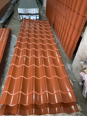 SGCC PPGI Gecoate voorgeverfde gegalvaniseerde staalplaat voor de bouw Buigservice Custom gegolfde dakplaat