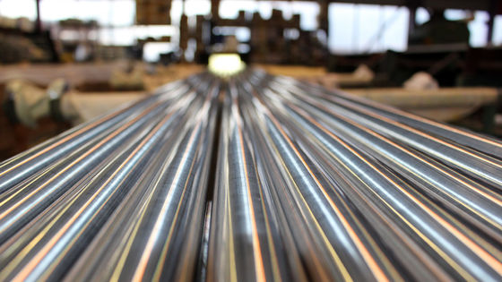 Grote waarde ASTM 304 316 roestvrijstalen buis Aanpasbare kenmerken en meerdere specificaties voor facturatie op basis van feitelijk gewicht