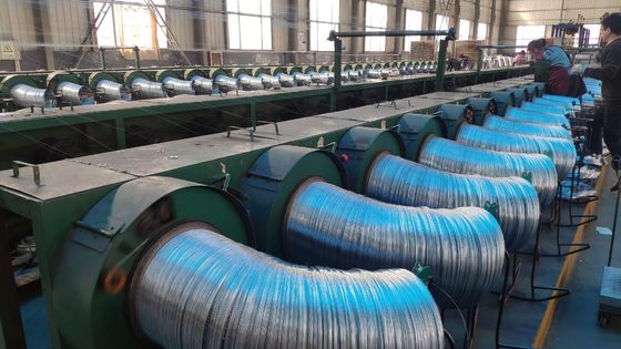 15 g zinkcoating warm gedompeld gegalvaniseerd staaldraad De ideale optie voor bouwmaterialen