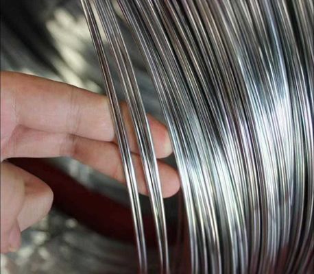 Op maat gemaakte Q195 Q235 gegalvaniseerde staaldraad 2,5 mm met prima en goede tolerantie