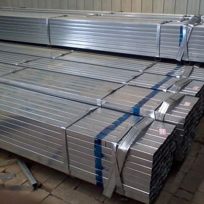 Q235B Q345 ST52 100*100 gegalvaniseerd stalen buis 90 mm GI Holle vierkant Ronde gelaste buisbuis met koudgewalste techniek