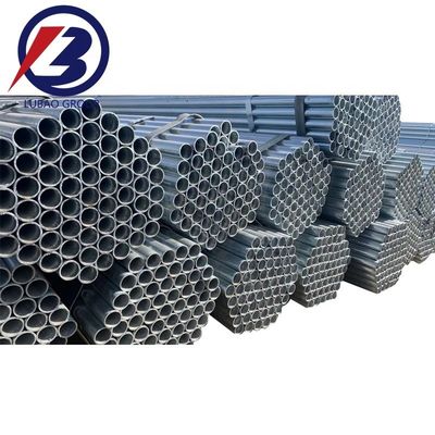 Niet-gelegeerd zink275 Metalen bouwmaterialen gegalvaniseerde buizen aangepaste gelaste stalen buizen voor de bouw geolied niet-gelegeerd