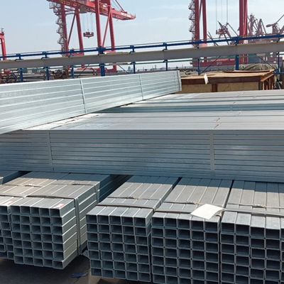 4x4 inch zware voorgegalvaniseerde vierkante stalen buizen staal 0.7mm zinklaag voor industriële vloeistofbuis
