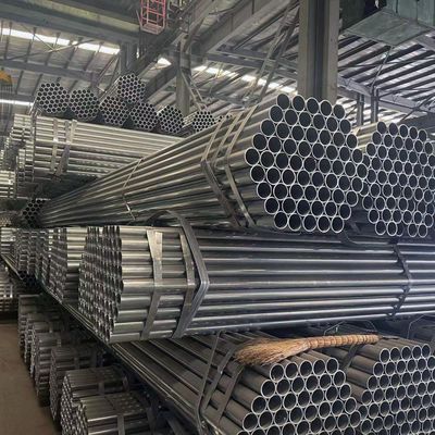 Dikwandpijpen gegalvaniseerde pijpen voor de bouw Op maat gemaakte gelaste stalen pijpen Corrosiebestendige bouwmaterialen