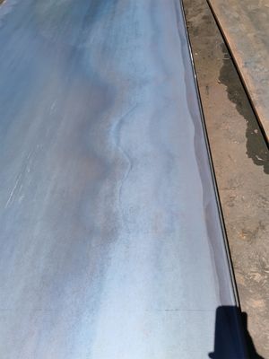 1070 1045 1020 1010 Koolstofstaalplaat voor bouwbouwbouwmateriaal warmgewalst JIS G3131 St37