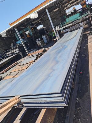 Prime 1mm 3mm 6mm koolstofstaal warmgewalste stalen spoel voor S235 S275 S355 S460 in GB-standaard