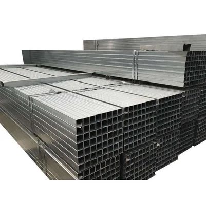 ASTM Gr60 A36 Q235 Q355 1045 Sch40 Vierkantvormige warmgewalste koolstofstaalbuis met licht geoliede bescherming