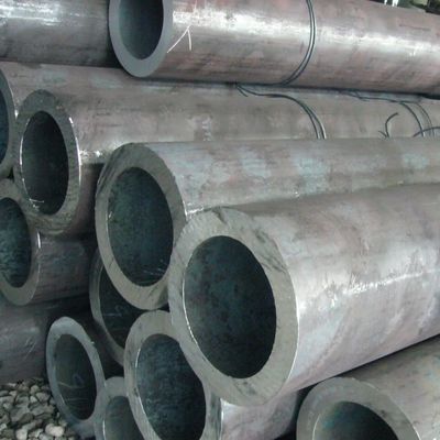 Naadloze koolstofstaalpijpen voor bouwmaterialen en bouwtechniek Lengte 6,4 m Buitendiachter 21,3 1420 m