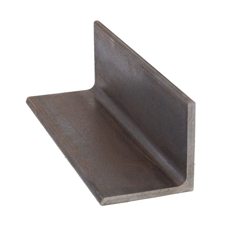 Gelijkzijdige hoekbalk Verscheidene hoek staal sectie balkgroottes 40x5mm 6m 12m ASTM A36 Q235 GB 20x4mm warmgewalst