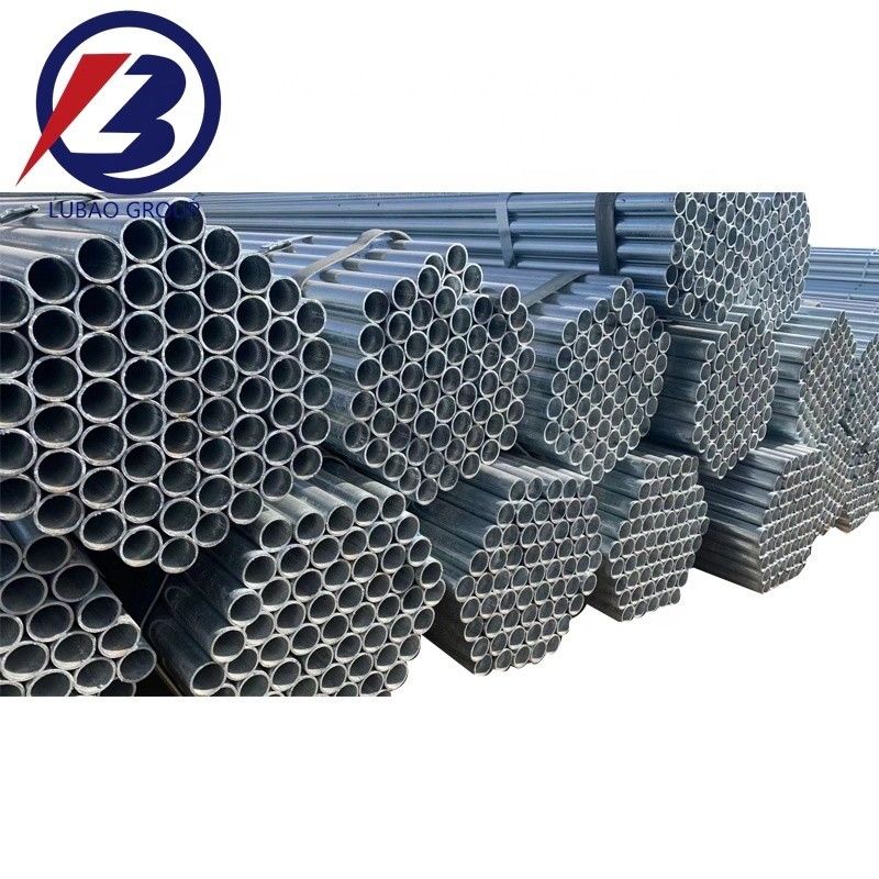 Niet-gelegeerd zink275 Metalen bouwmaterialen gegalvaniseerde buizen aangepaste gelaste stalen buizen voor de bouw geolied niet-gelegeerd